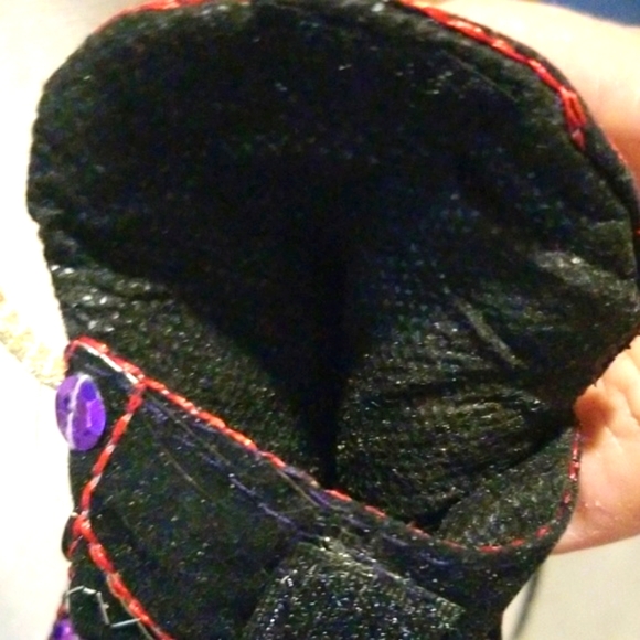 Small embellished crossbody - Picture 4 of 5